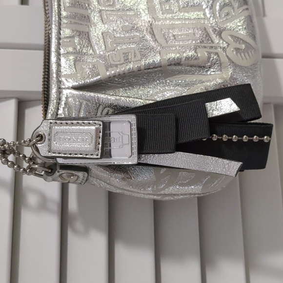 Coach "Poppy" Storypatch Women's Bag - Picture 4 of 11